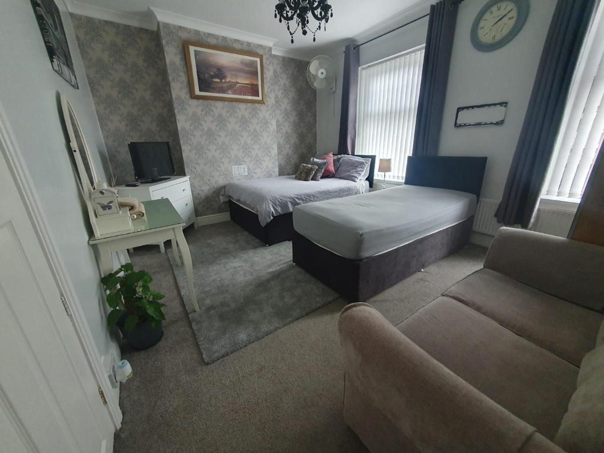 Private Luxury Double Room In Κάρντιφ Εξωτερικό φωτογραφία